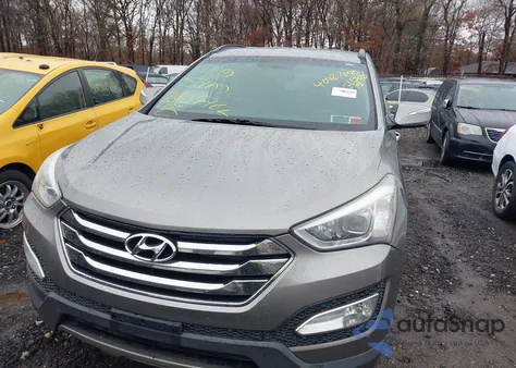 2014 Hyundai Santa Fe Sport 2.0L Turbo z USA, uszkodzony, nr VIN 5XYZUDLA0EG218366